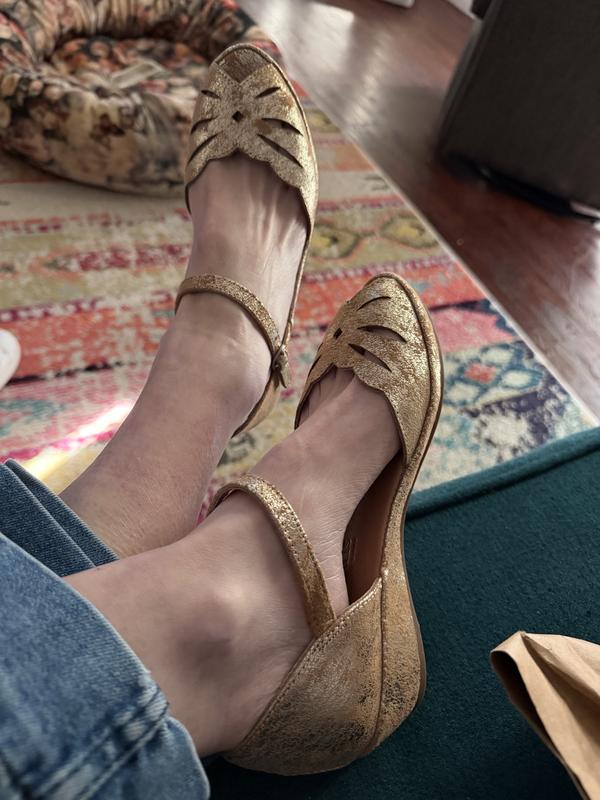 Customer photo for "Great casual/fancy sandal"