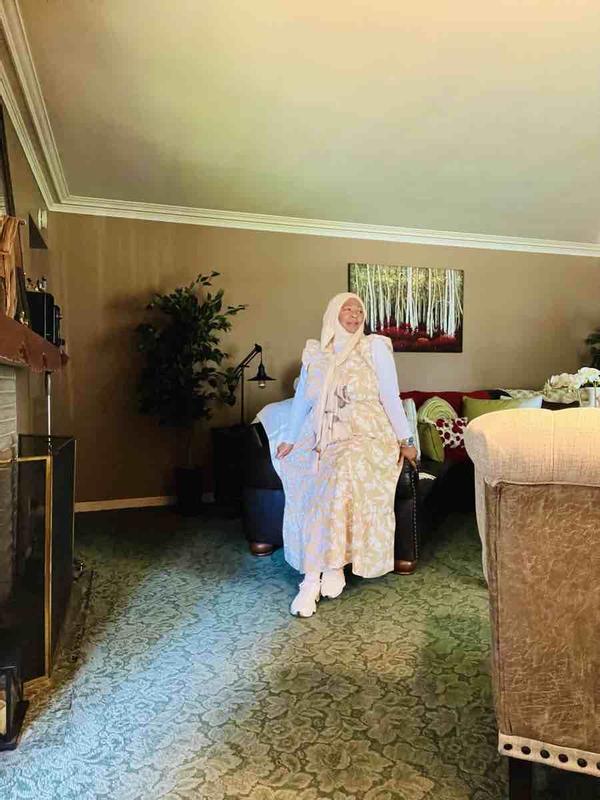 Review Thumbnail Image 2 235318598