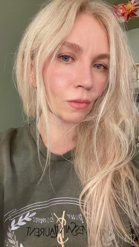 Customer photo for "My favorite lipstick"