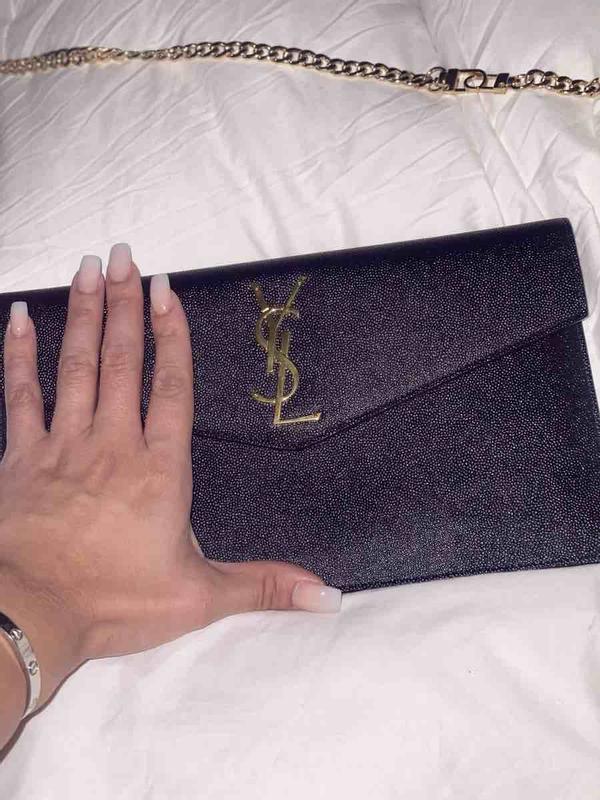Customer photo for "gorgeous and perfect clutch"