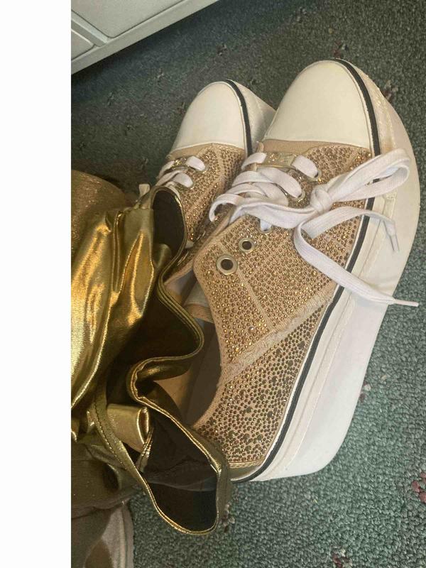 Review Thumbnail Image 0 230015034