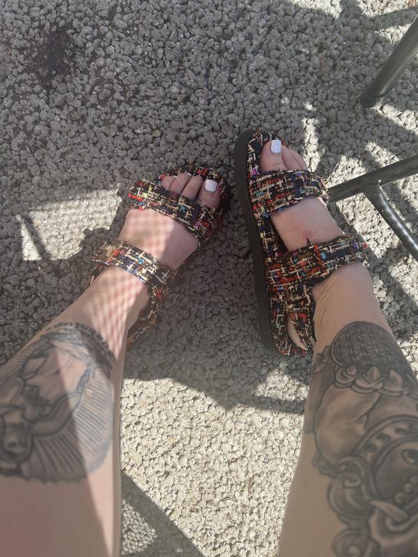 Review Thumbnail Image 0 225987812