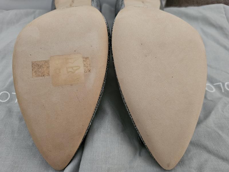 Customer photo for "Not for wide feet - Rcvd used shoes"