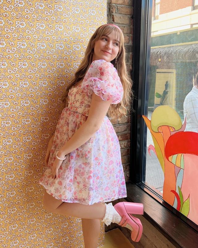 Review Thumbnail Image 0 215678980