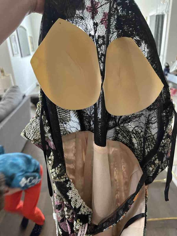 Review Thumbnail Image 0 240690142