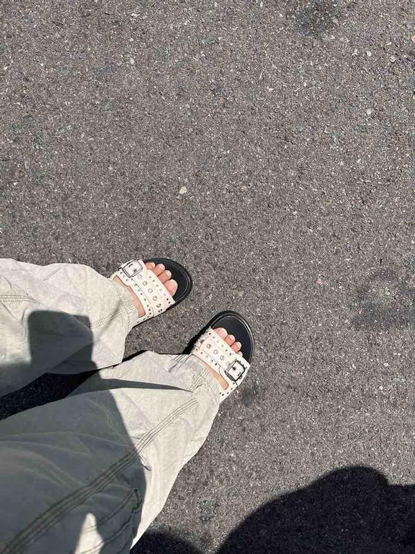 Review Thumbnail Image 0 235625197