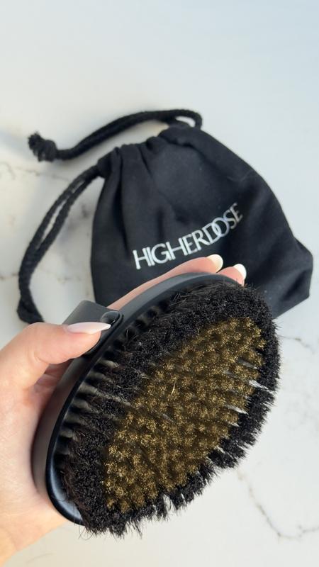 Customer photo for "I really enjoy using this body brush"