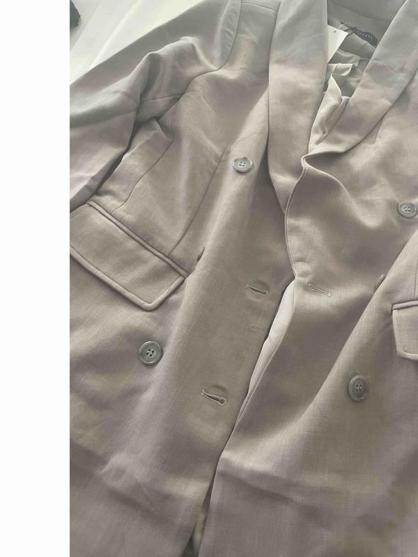 Review Thumbnail Image 0 214183825