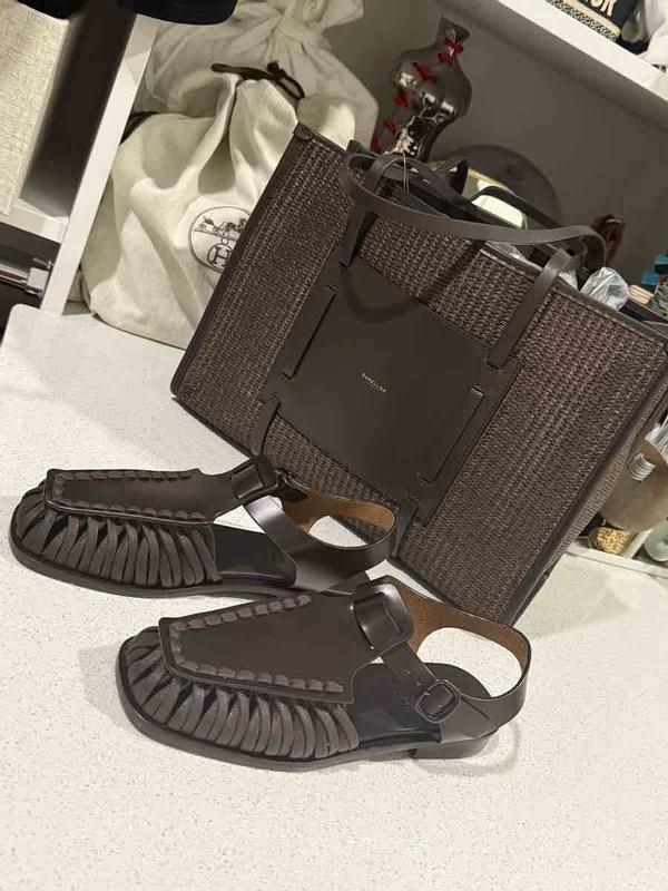 Review Thumbnail Image 0 244560035