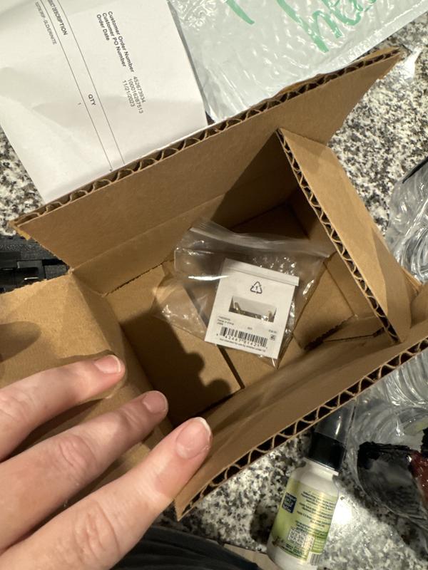 Customer photo for "No gift wrapping"