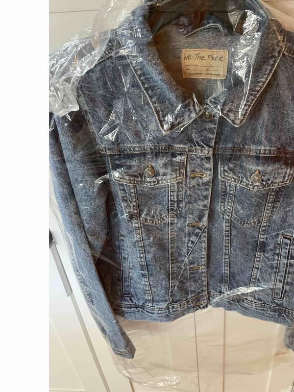 Review Thumbnail Image 0 223160554