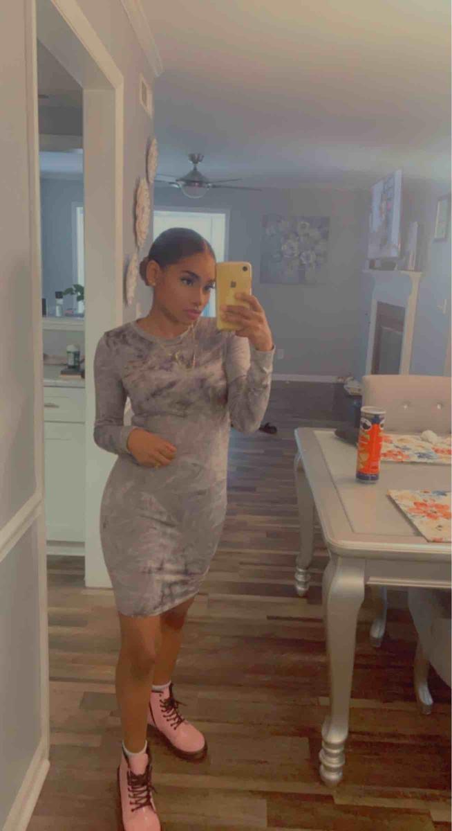 Review Thumbnail Image 1 209703301