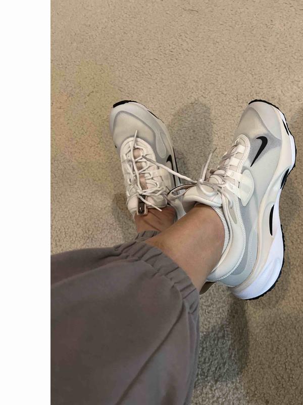 Review Thumbnail Image 0 221429299