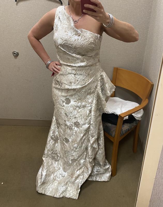 Review Thumbnail Image 2 247533501