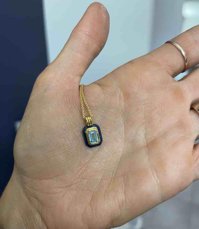 Review Thumbnail Image 0 218335841