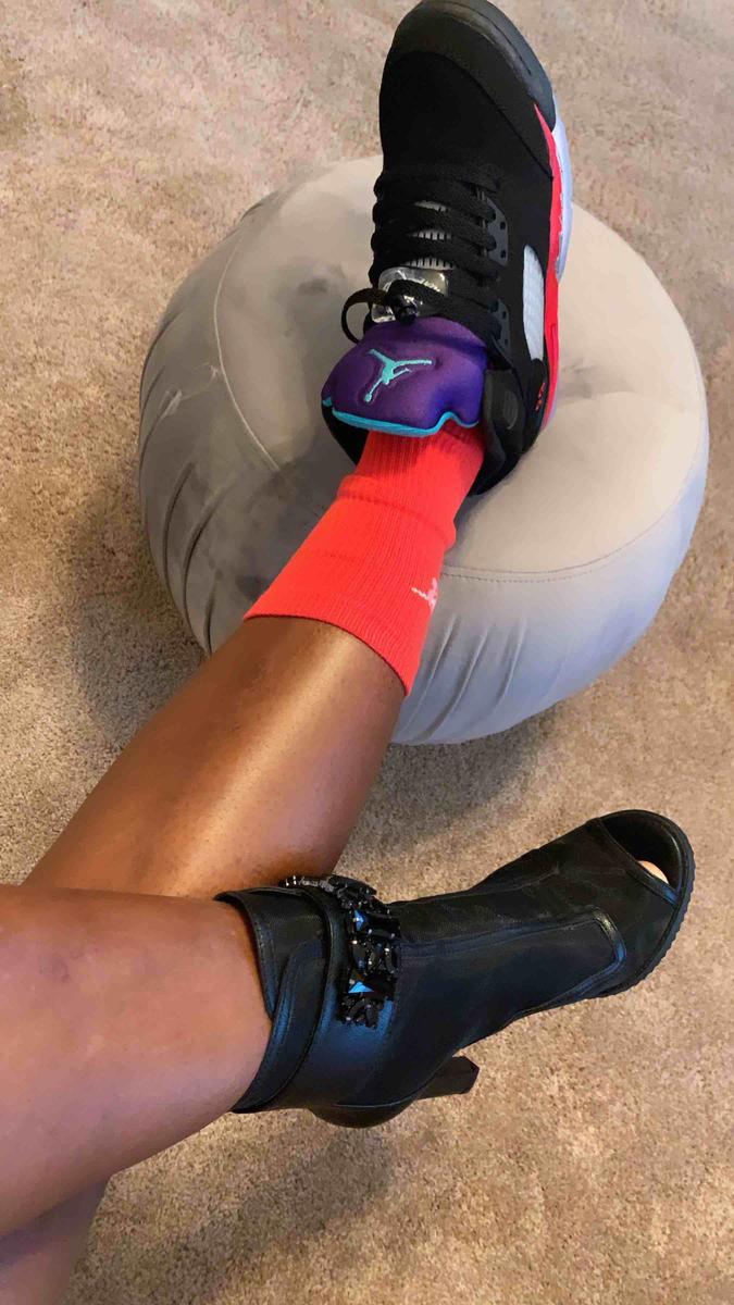 Review Thumbnail Image 0 208077436