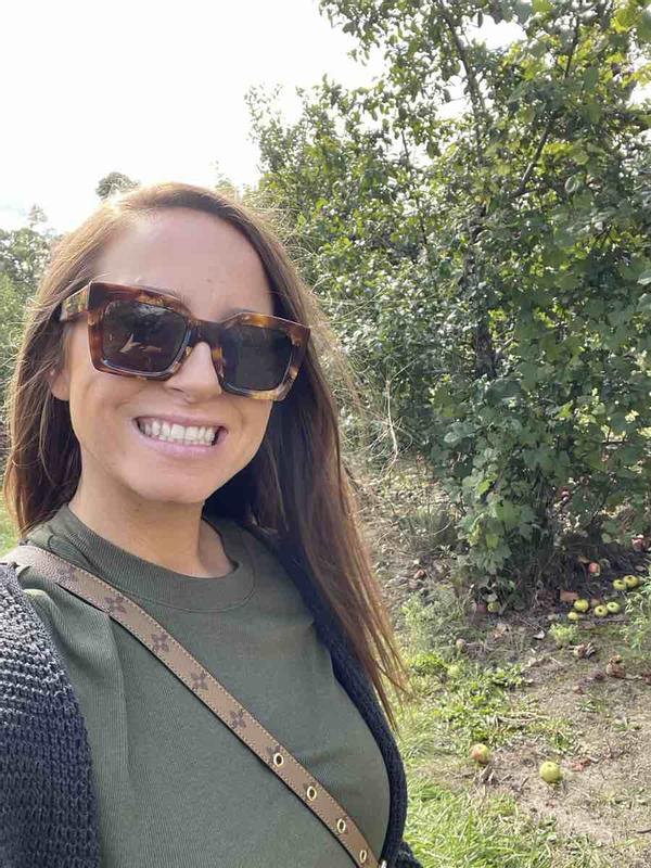 Review Thumbnail Image 0 220104341