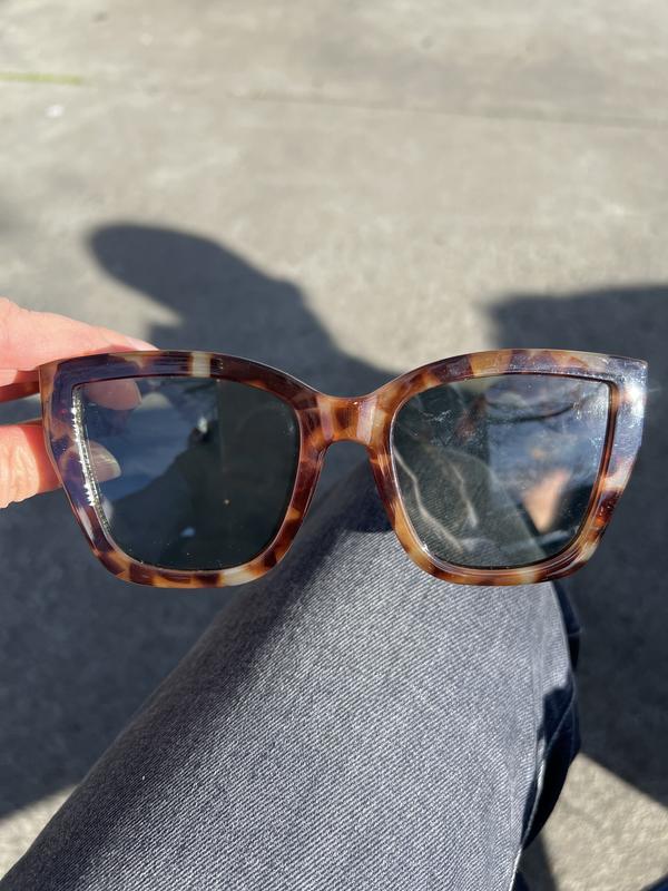 Review Thumbnail Image 0 238968744