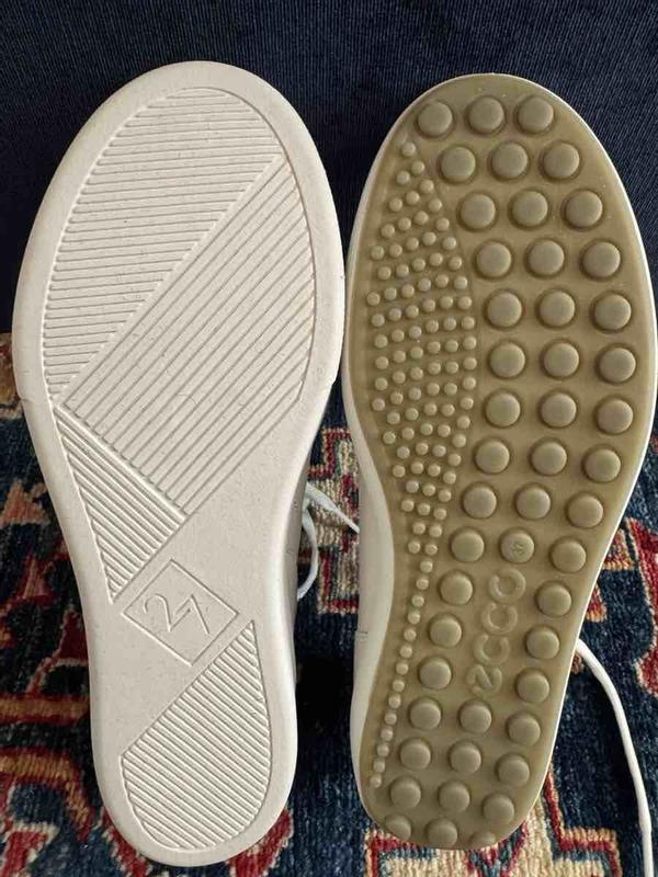 Customer photo for "Comfortable shoes"