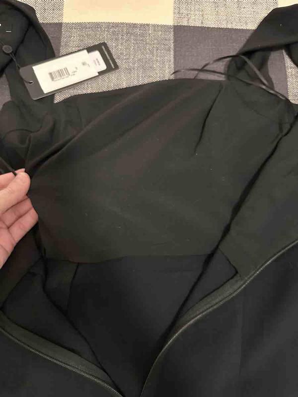 Review Thumbnail Image 5 250357826