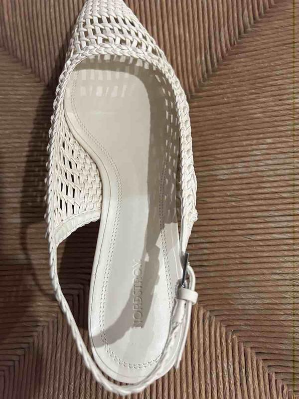 Review Thumbnail Image 0 249531178