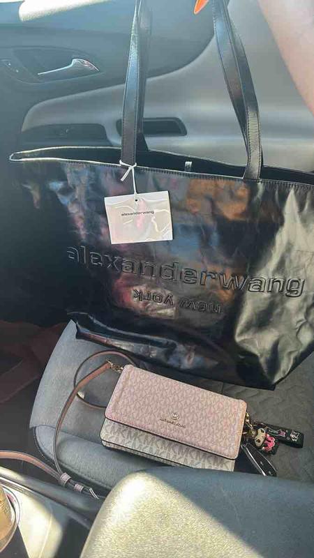 Review Thumbnail Image 1 247618457