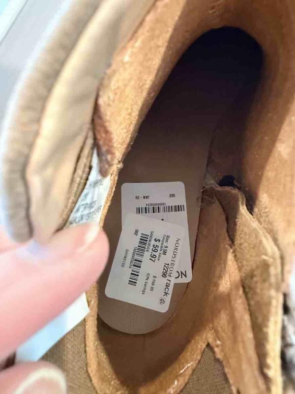 Customer photo for "Rack shoes"
