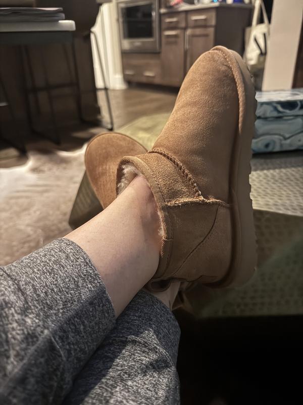 フラットシューズ W Classic Ultra Mini Boots - UGG - Leather - Purple Women's Classic Ultra Mini Platform | UGG®