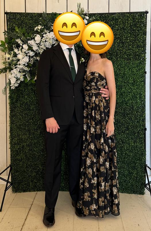 Review Thumbnail Image 0 236377571