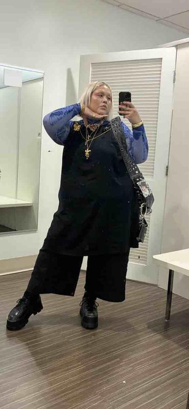 Review Thumbnail Image 0 244490317