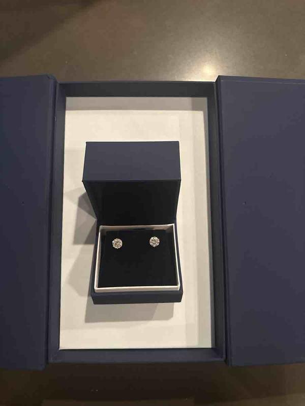 Review Thumbnail Image 0 244002366