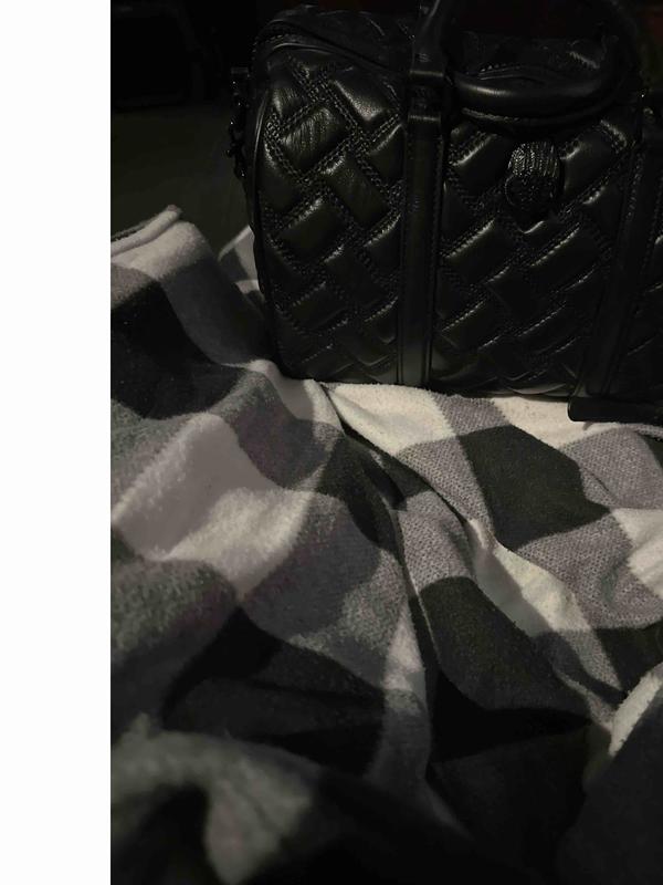 Review Thumbnail Image 0 229465771