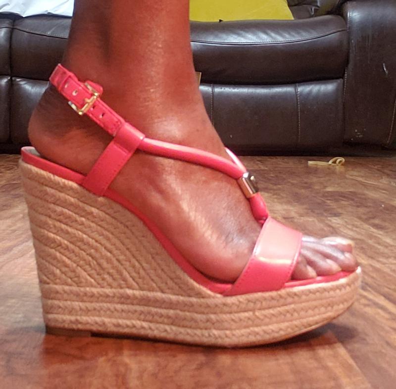 Review Thumbnail Image 0 224329131