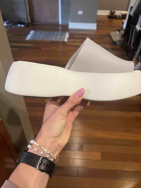 Review Thumbnail Image 0 241361275