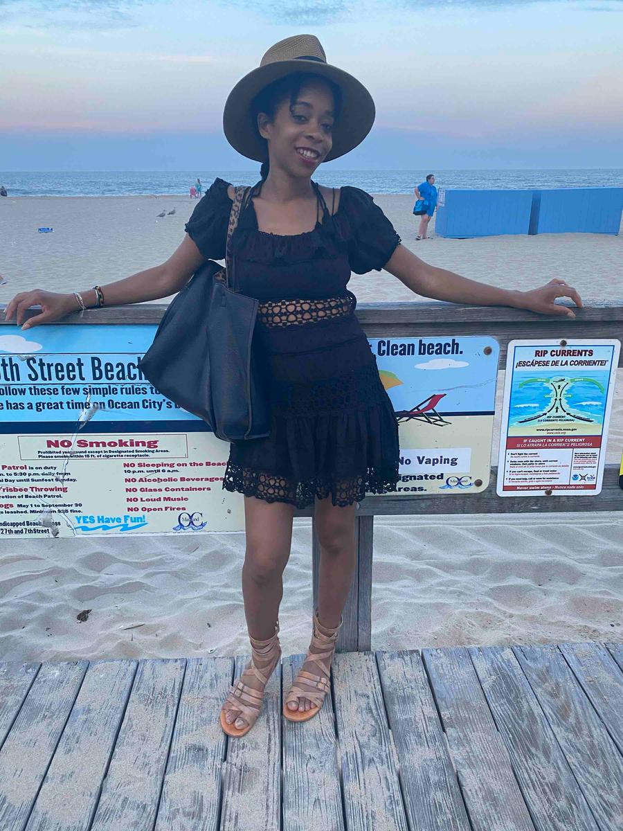 Customer photo for "Great sunglasses!"