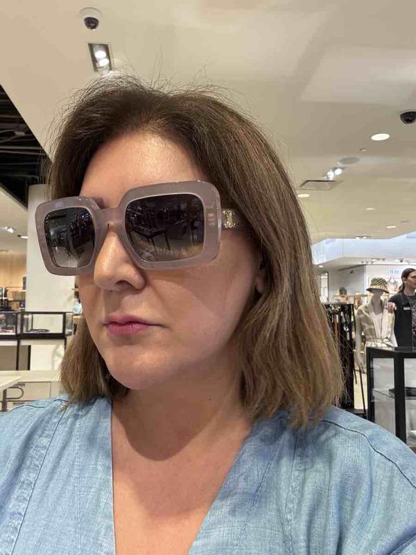 Review Thumbnail Image 0 244005127