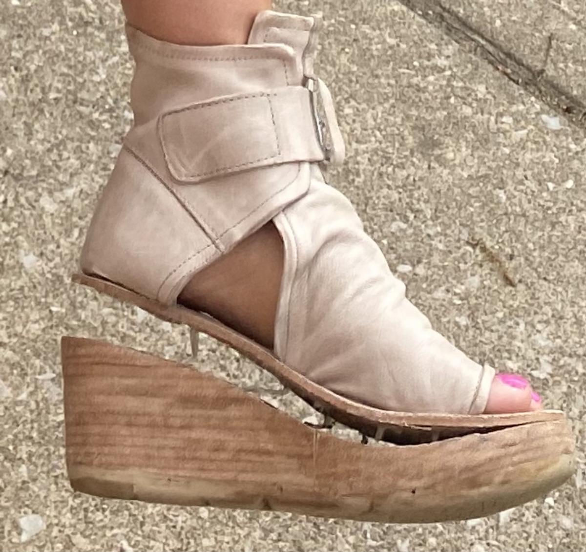 Review Thumbnail Image 0 207346253