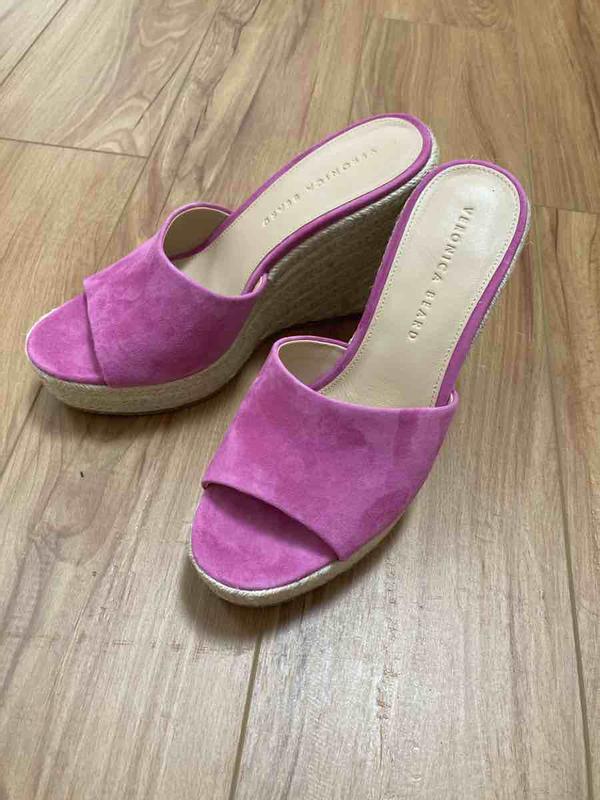 Review Thumbnail Image 0 218229029