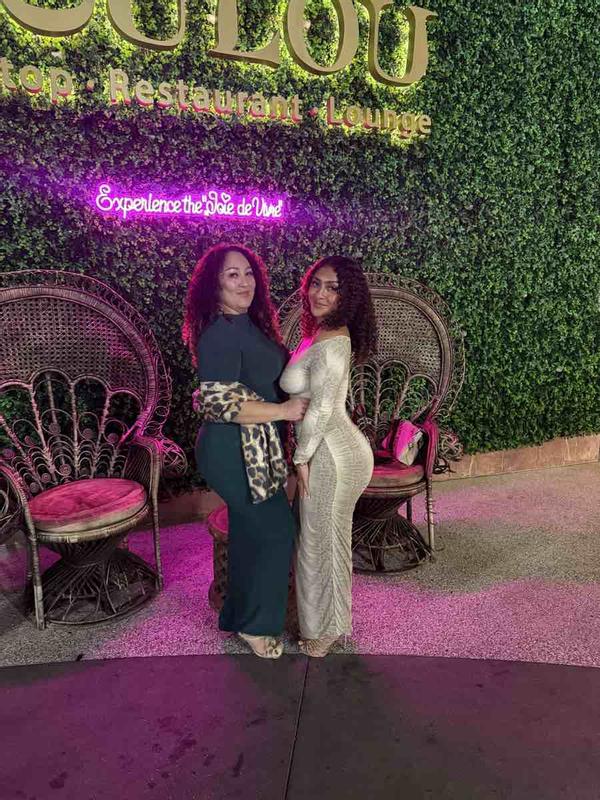 Review Thumbnail Image 1 245730159