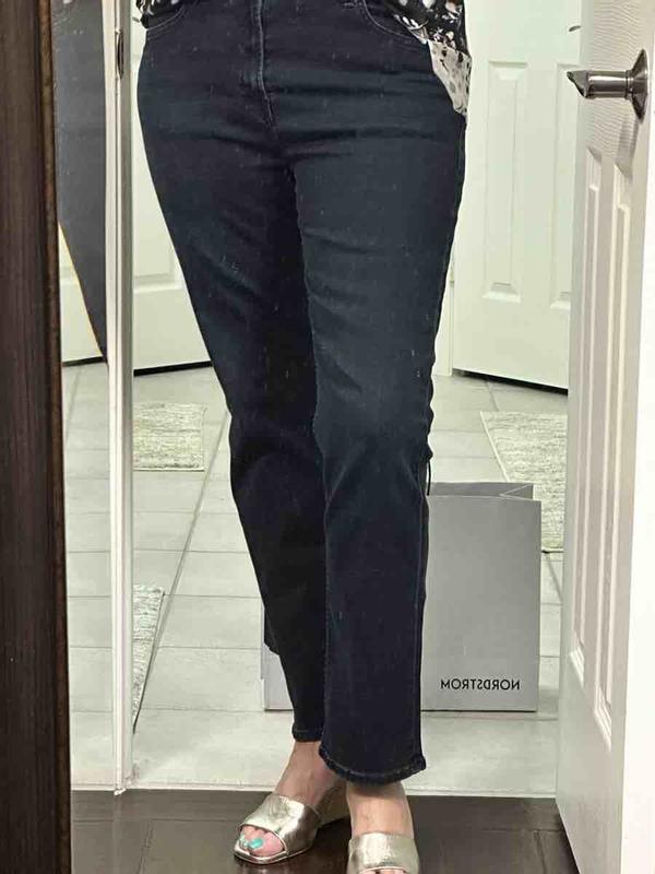 Customer photo for "so comfortable and flattering - a must have!"