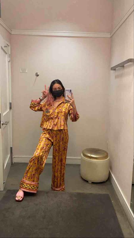 Review Thumbnail Image 0 214951349