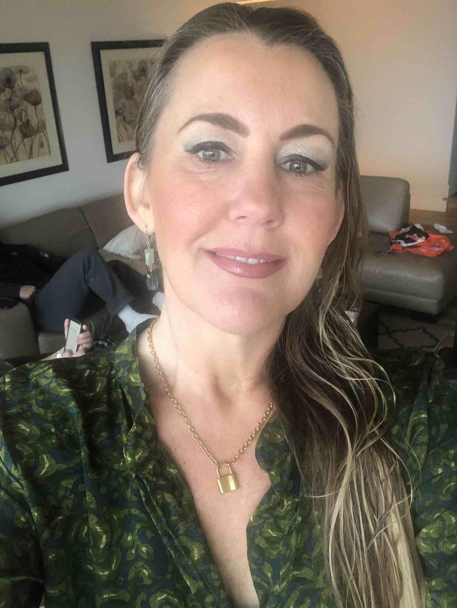 Review Thumbnail Image 0 203604979