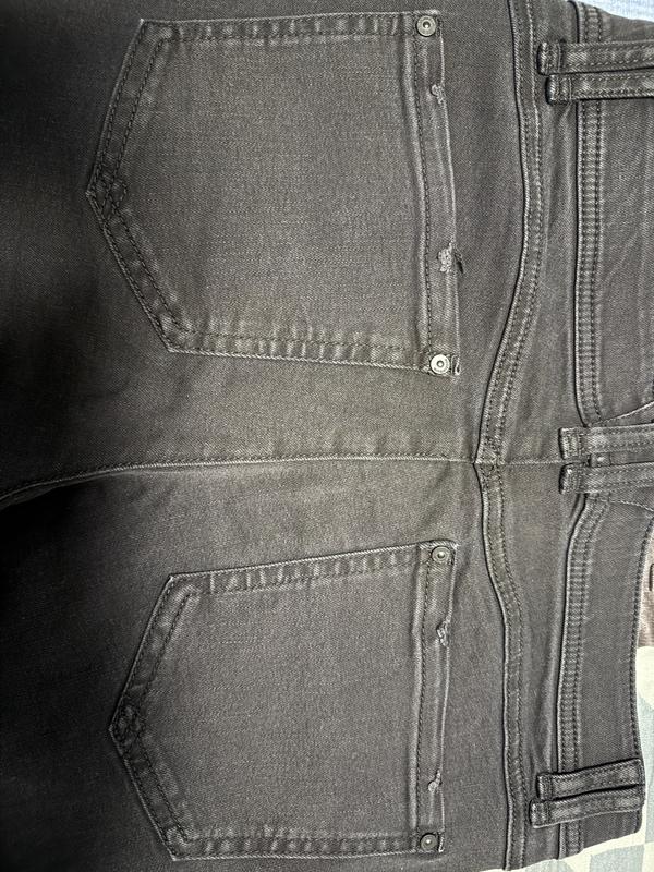 Customer photo for "Are the back pockets supposed to be frayed?"