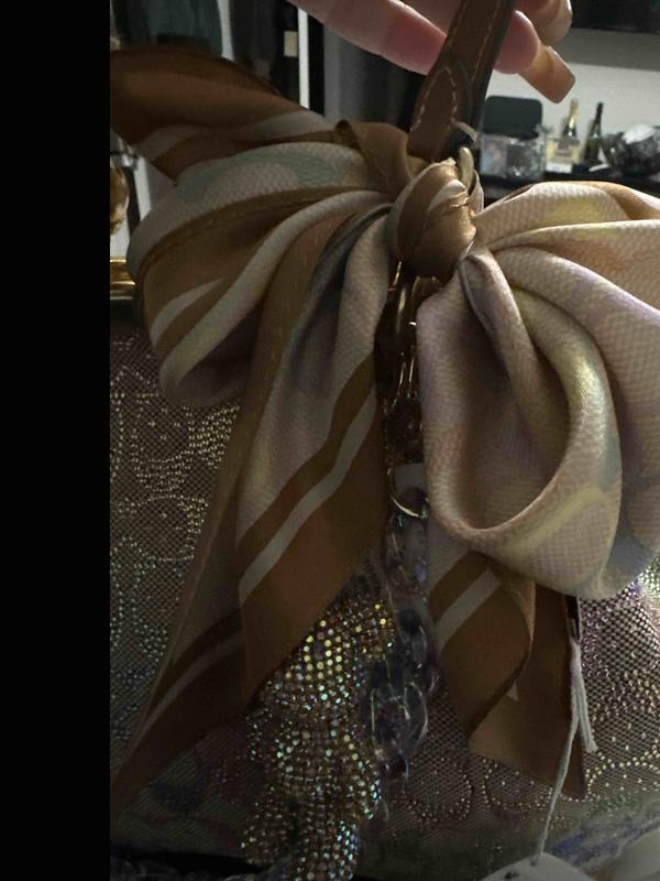 Review Thumbnail Image 1 247035280