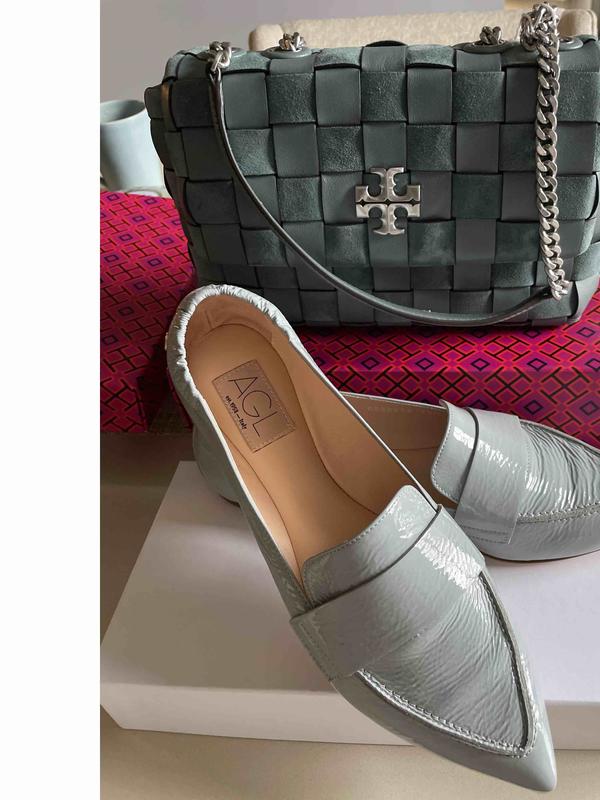 Review Thumbnail Image 0 215630448