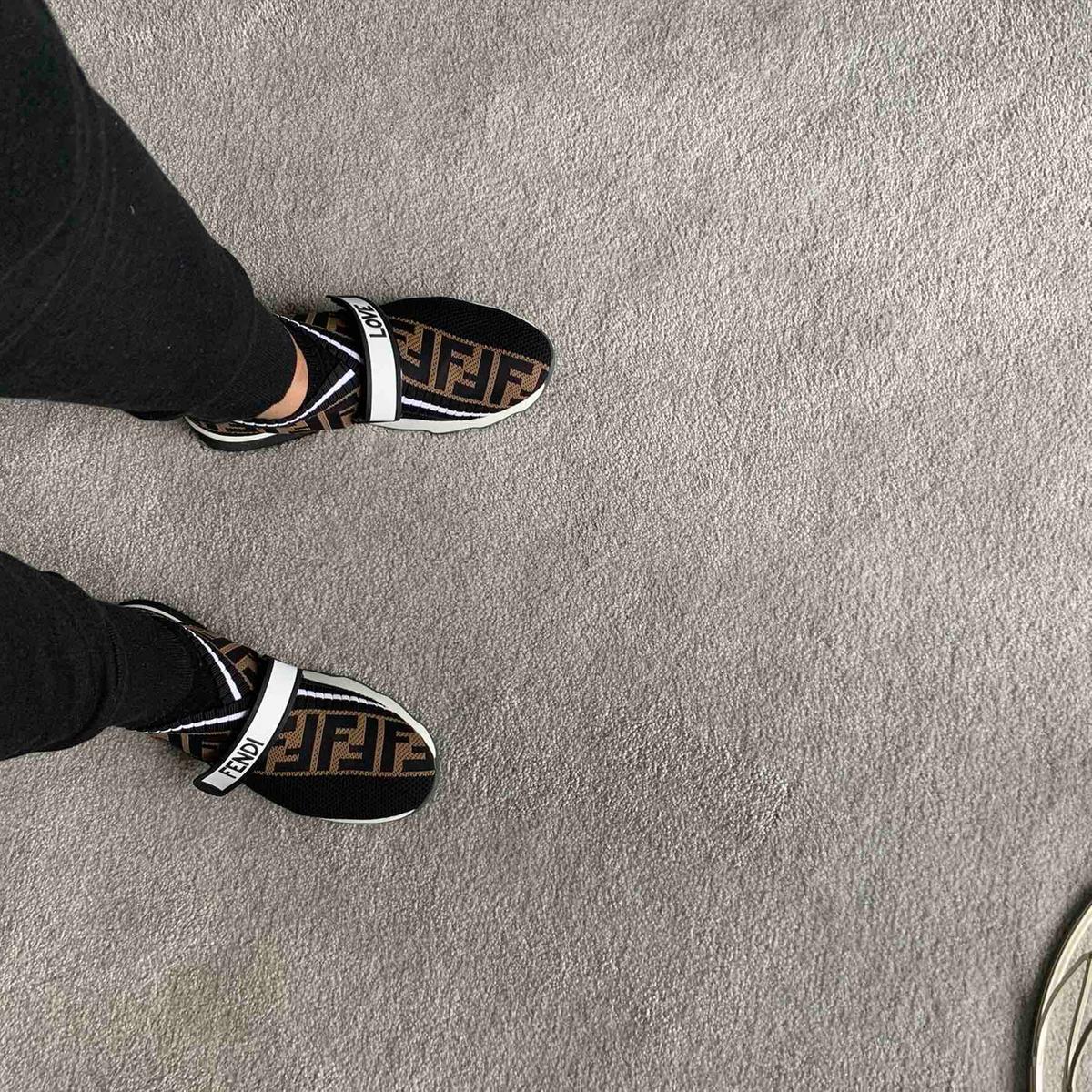 Review Thumbnail Image 0 196393509