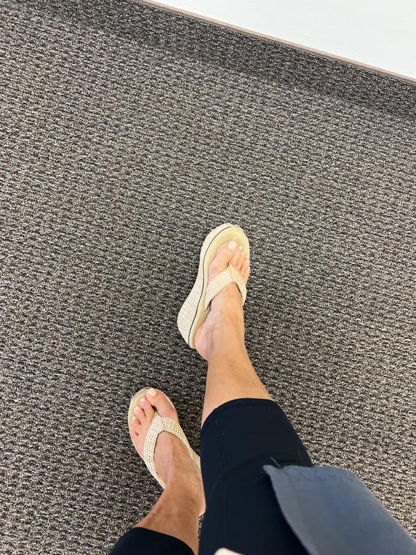 Review Thumbnail Image 0 227373917