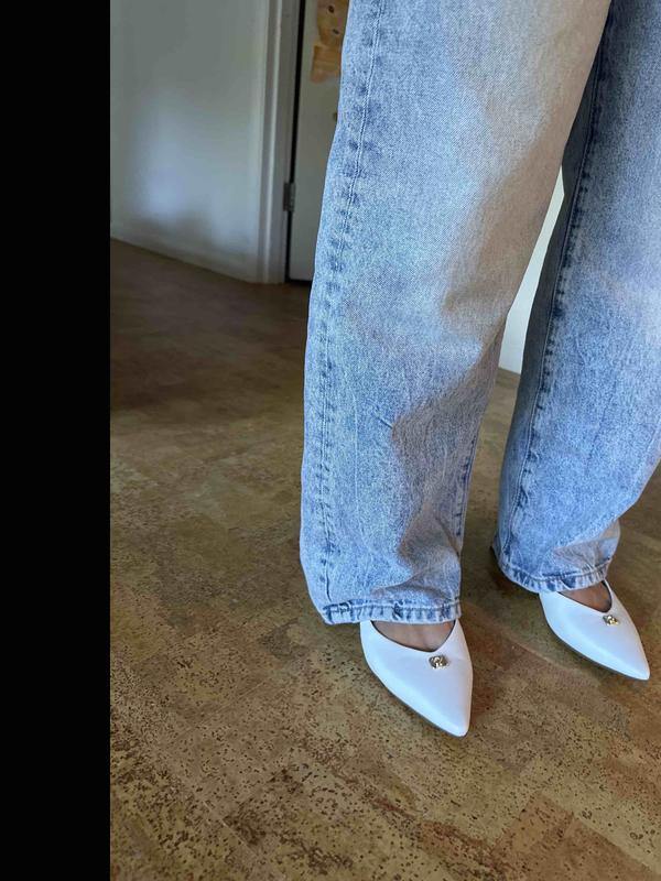 Review Thumbnail Image 0 243523589