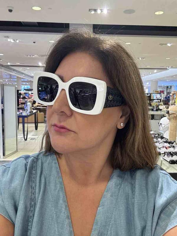 Review Thumbnail Image 0 244005220