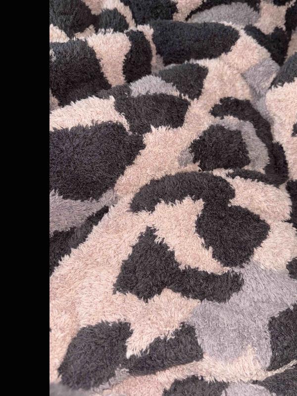 Review Thumbnail Image 0 245459177